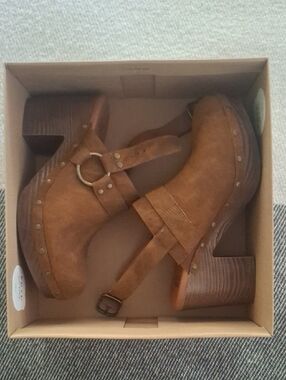 Frye & Co Platform Clogs